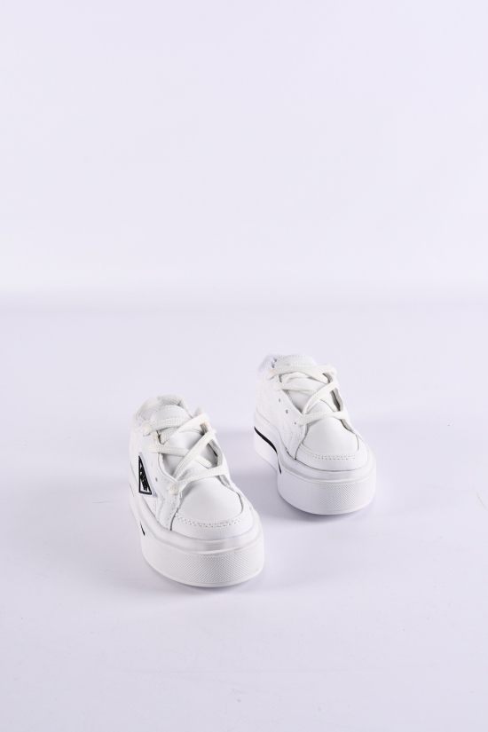 Кросівки для дівчинки (кол. білий)  Розміри в наявності : 26, 27, 28, 29, 30 арт.752899